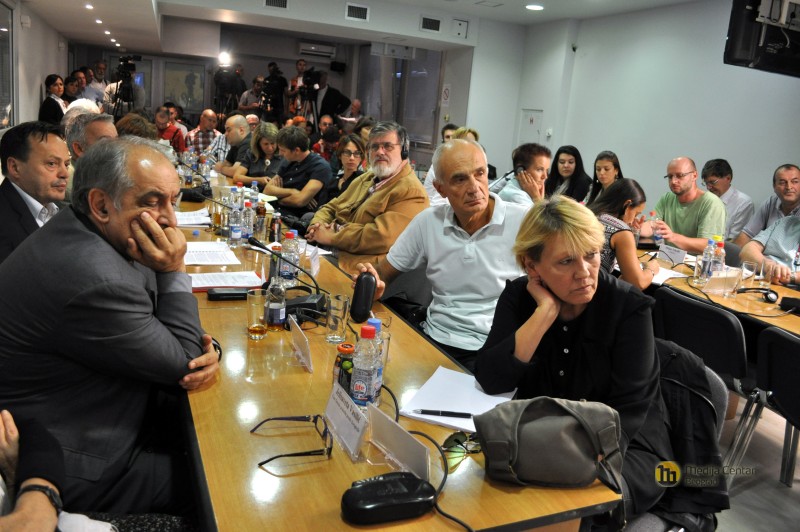predstavljanje Izvštaja o pritiscima i kontroli medija u Medija centu u Beogradu